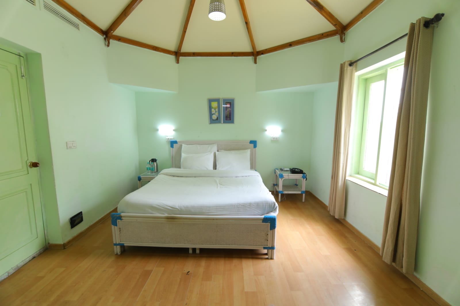 Kufri Resort Shimla's Two-Bedroom Hill Cottages